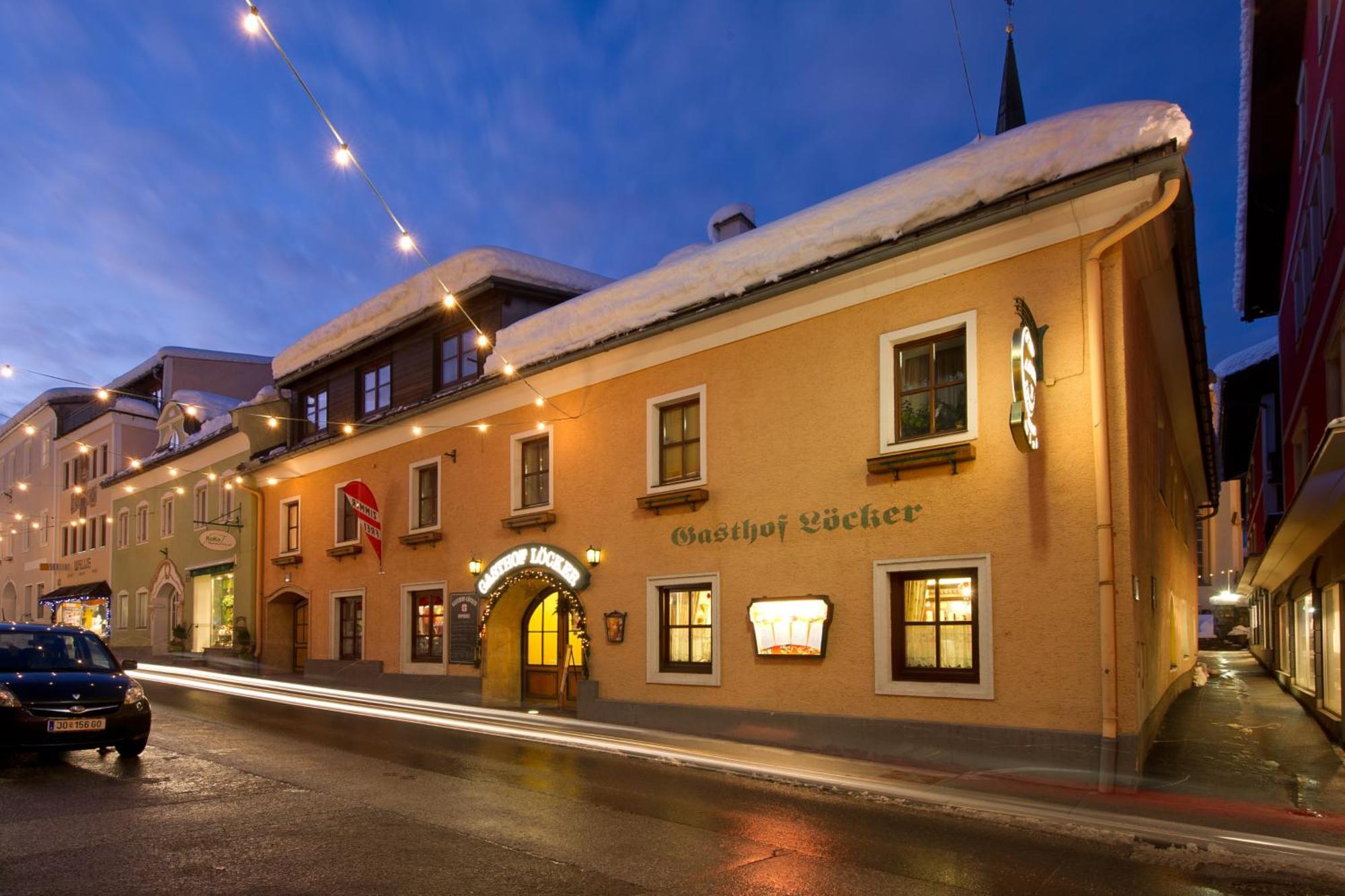 Gasthof - Restaurant Loecker Radstadt Bagian luar foto